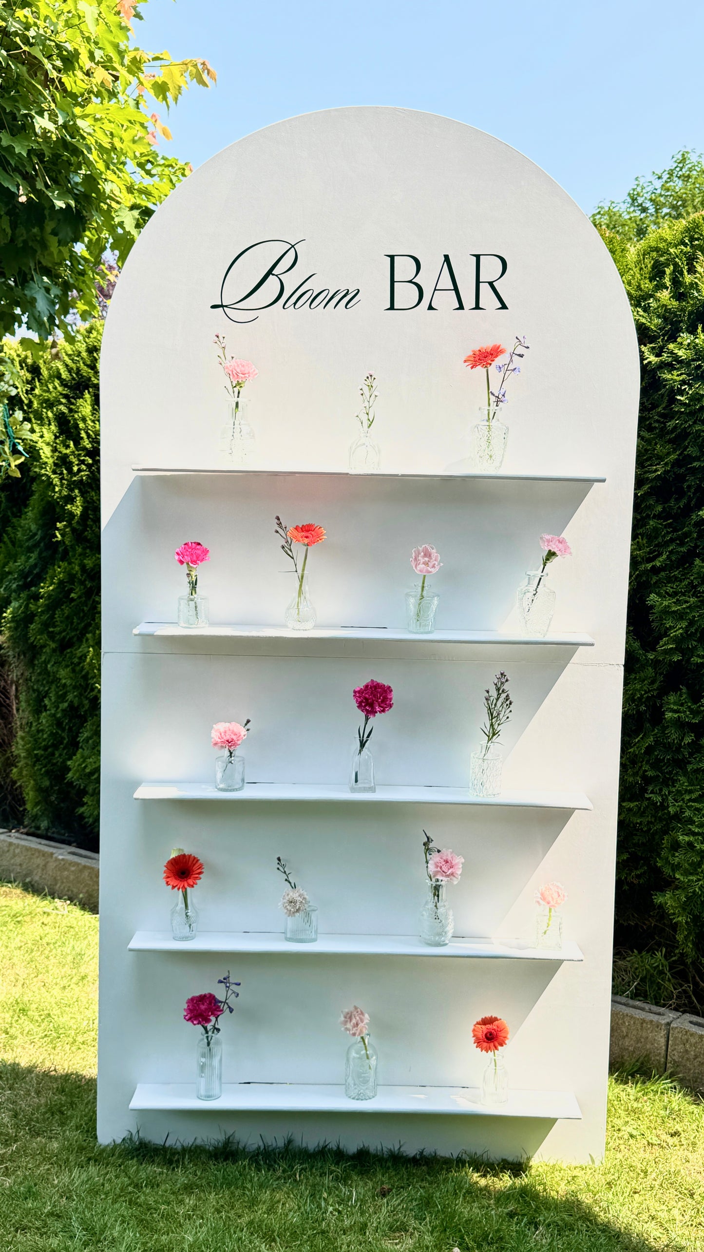 Bud Vase Rental