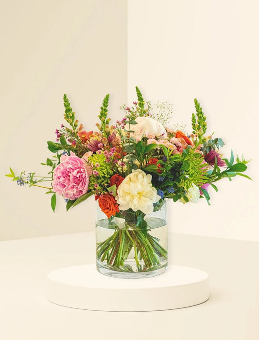 Nature's Elegance: Vased Edition Subscription - Mei Garden